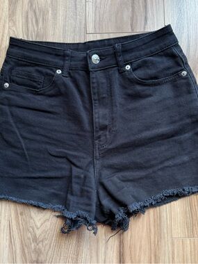 H&M Black Cutoff Jean Shorts Size 2